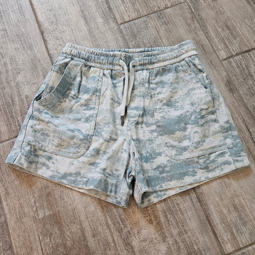Athleta Farallon Shorts Womens XXS Green Grey Camo Organic Cotton Athleisure